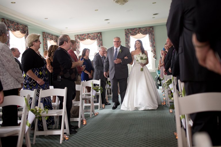 View More: http://thehappycoupleonline.pass.us/jessmike