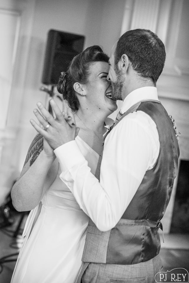 946068_10151798991422404_1646835932_n