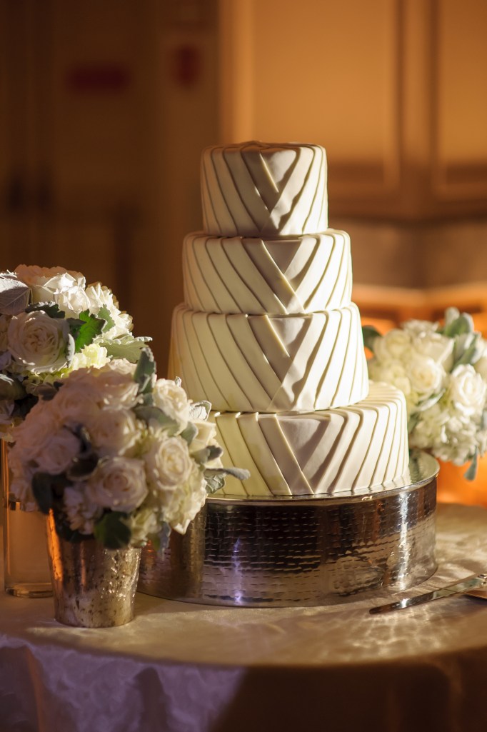 Matt Mendelsohn Photography, Bright Occasions Real Wedding