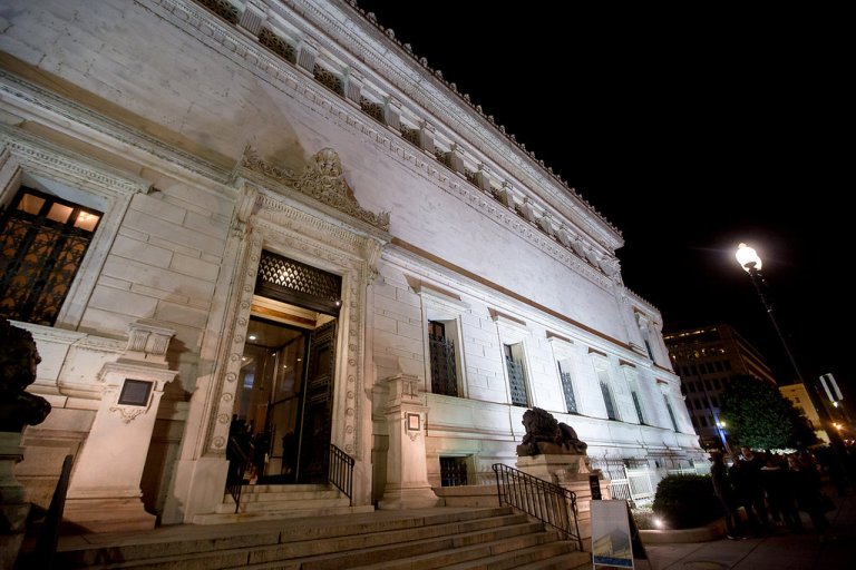 The Happy Couple Photography, Bright Occasions Real Wedding, DC Wedding at Corcoran Gallery of Art